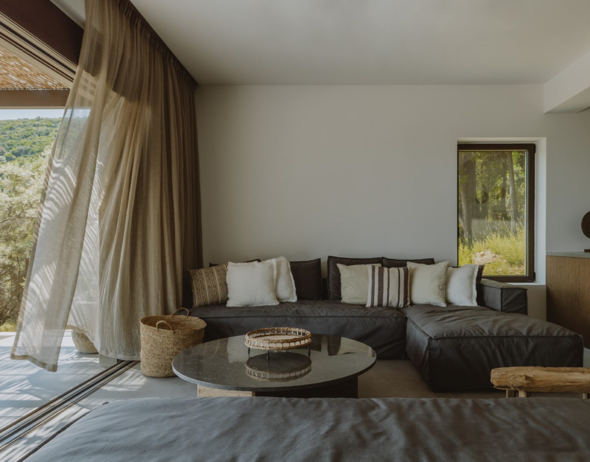 63131106 Edit (Large)